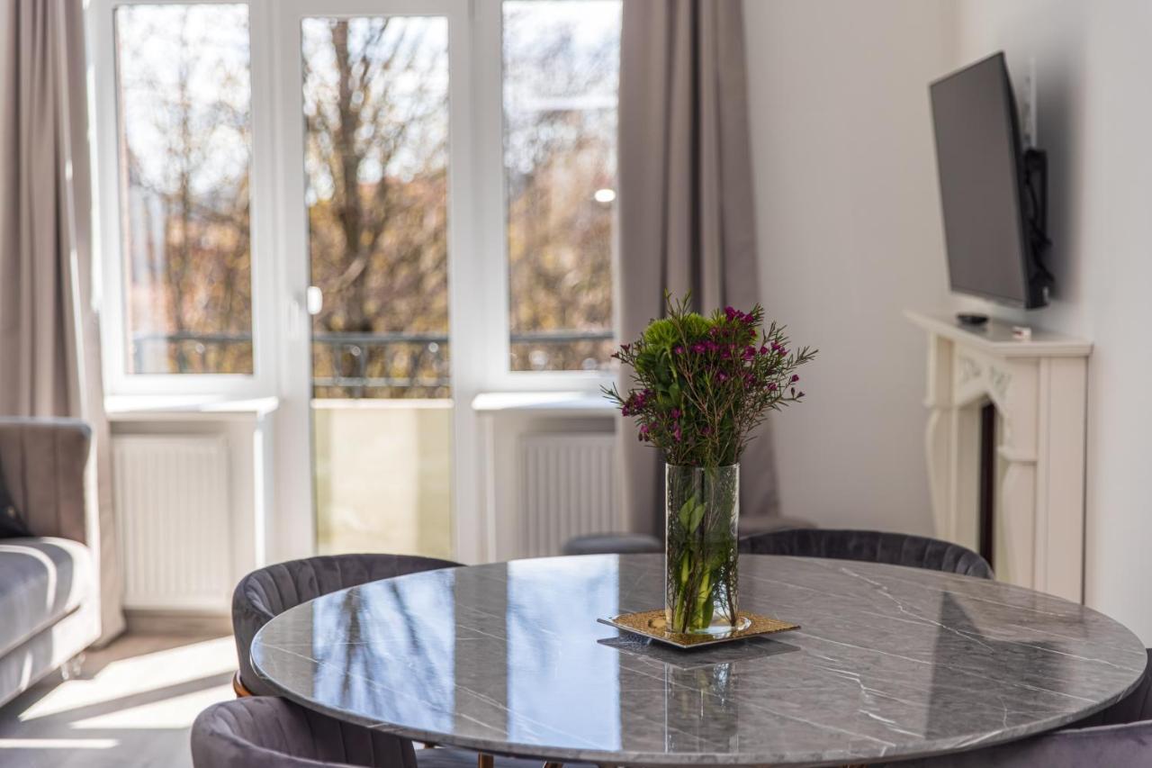 Heritage House Dane Apartment Klaipėda Buitenkant foto