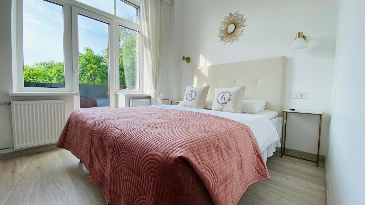 Heritage House Dane Apartment Klaipėda Buitenkant foto